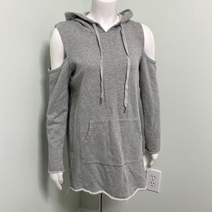 Storia Gray Raw Hem Cold Shoulder Sweatshirt